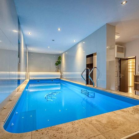 La Villa - Piscine / Karaoke / Jeux Fontaine  Εξωτερικό φωτογραφία
